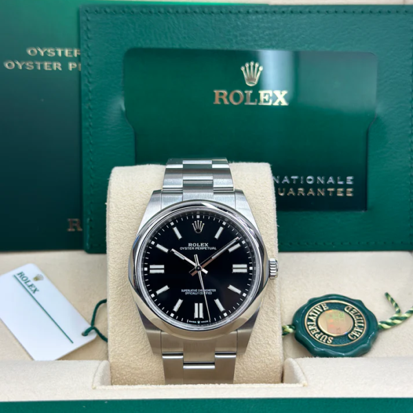 Rolex 41mm OYSTER PERPETUAL 124300 Black DIAL