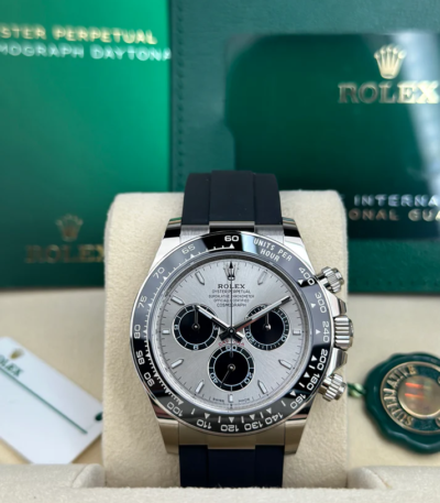 ROLEX COSMOGRAPH DAYTONA 126519LN-006 UNWORN