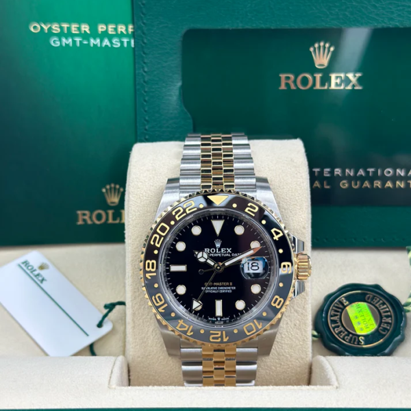 Rolex GMT-MASTER II 126713GRNR UNWORN