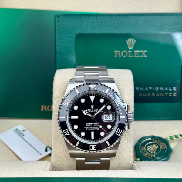 Rolex SUBMARINER DATE 126610LN UNWORN