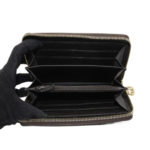 Gucci Zippy Wallet GG Supreme Charm 2679