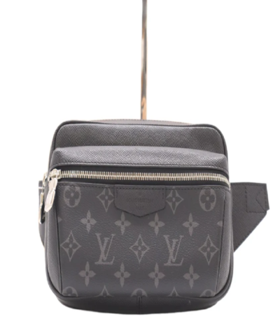Louis Vuitton Outdoor Messenger PM 2706
