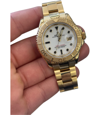 Rolex YachtMaster 40mm YellowGold White Dial Black Markers 11 Links